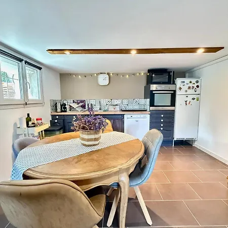 Apartment Jardin & Terrasse Ombragee - T2 Cozy Et Paisible *